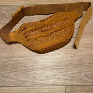 Reebok waist bag. New